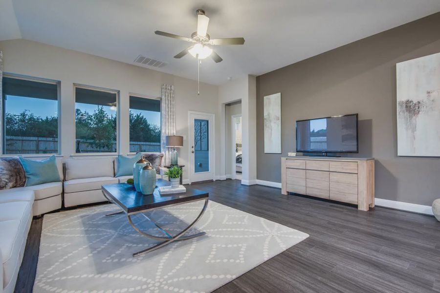 Representative furnished interior of a home built from the Asher by Chesmar Homes in Stillwater Ranch, San Antonio (Image 7).