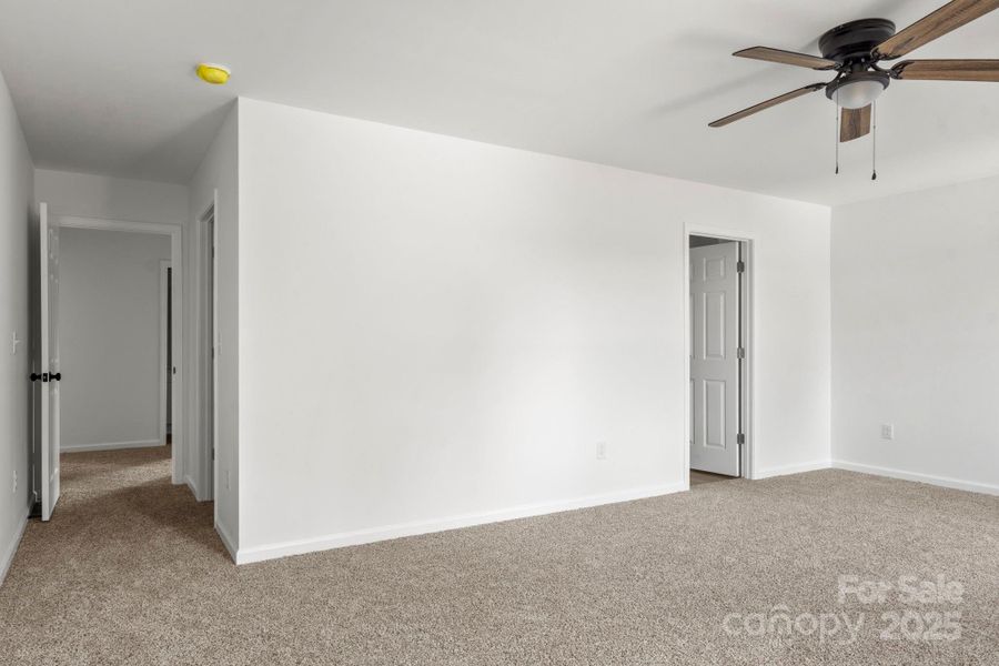 Spacious, unfurnished interior of a new home in , Shelby (Image 13).