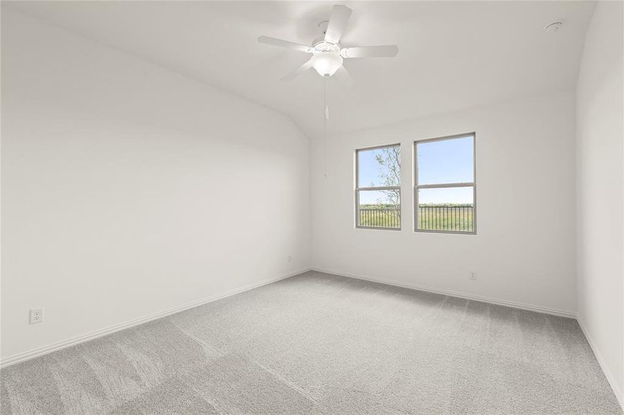Spacious, unfurnished interior of a new home in Creekview Fossil Ridge, Pilot Point (Image 12).