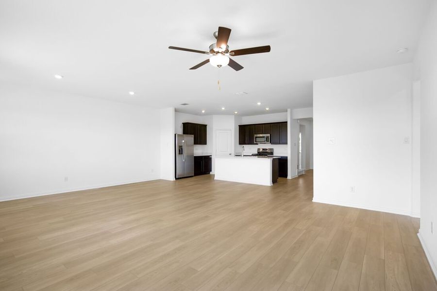 Spacious, unfurnished interior of a new home in River Ridge, Crandall (Image 28). Spacious, unfurnished interior of a new home in River Ridge, Crandall (Image 28).