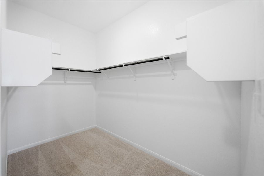 Spacious, unfurnished interior of a new home in Cool Water, Jarrell (Image 43).