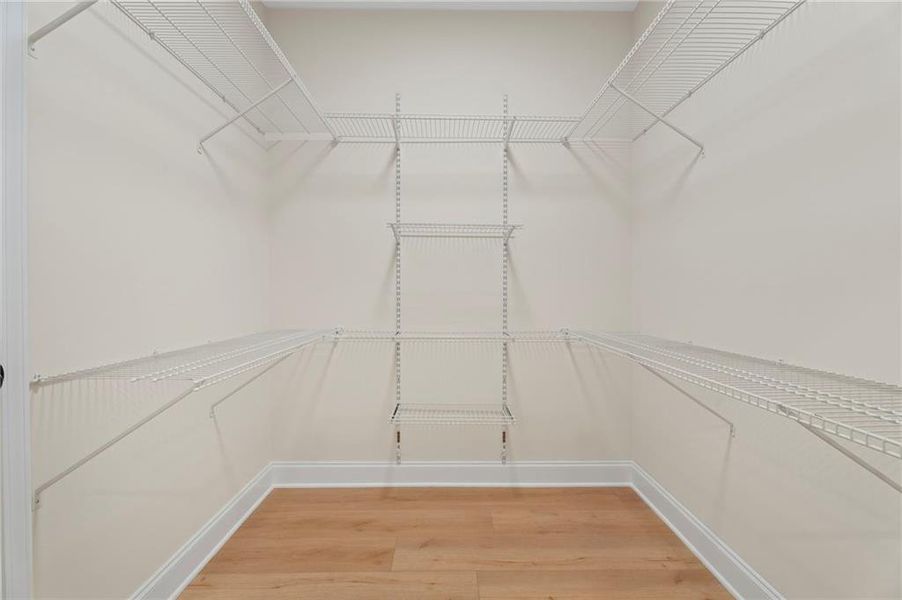 Spacious, unfurnished interior of a new home in , Jonesboro (Image 16).