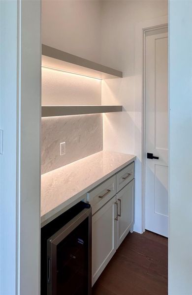 Furnished interior view inside a new home in , Houston (Image 16).