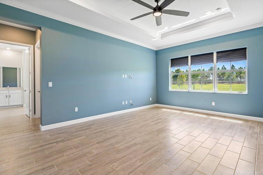 Spacious, unfurnished interior of a new home in , Loxahatchee (Image 39).