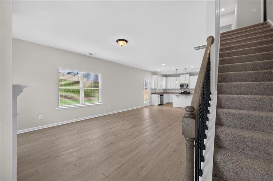 Spacious, unfurnished interior of a new home in Jones Ridge, Dallas (Image 56). Spacious, unfurnished interior of a new home in Jones Ridge, Dallas (Image 56).