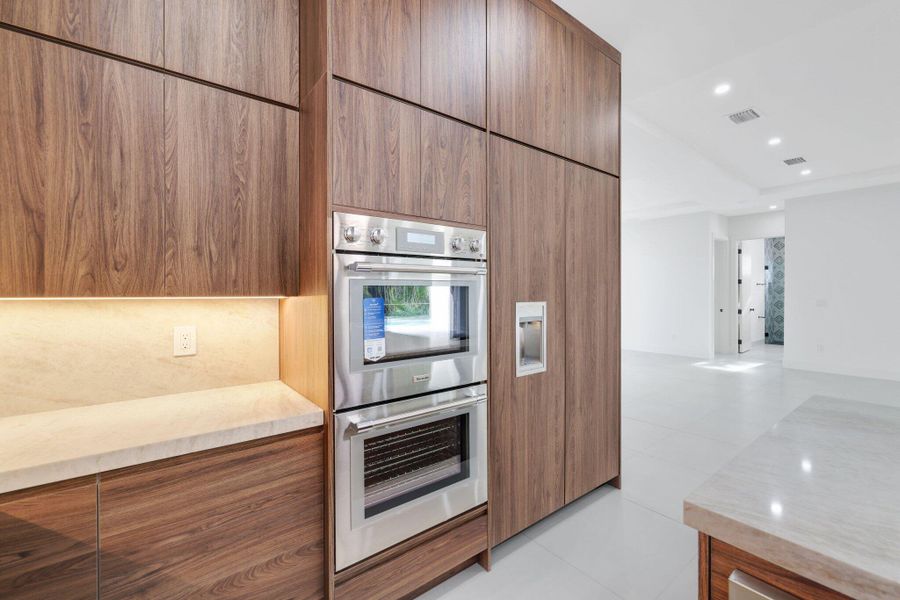 325 Cascade Lane - 28.jpg-SMALL