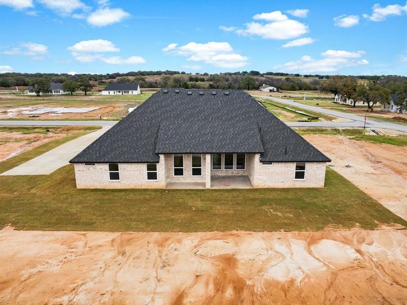 Exterior details and patio area of a home in , Azle (Image 4).