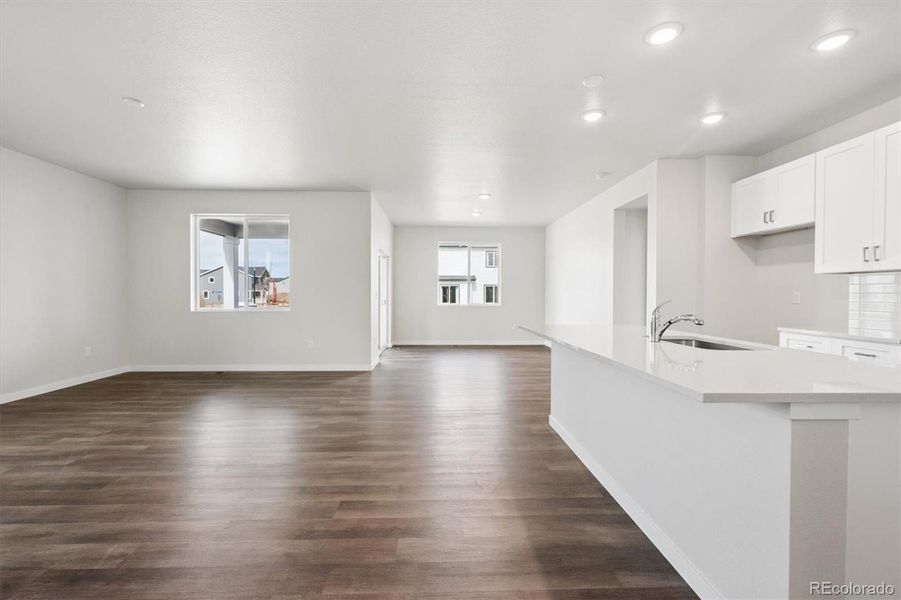 Spacious, unfurnished interior of a new home in Farmlore, Brighton (Image 14).