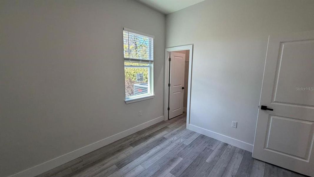 Spacious, unfurnished interior of a new home in , Port Charlotte (Image 39).