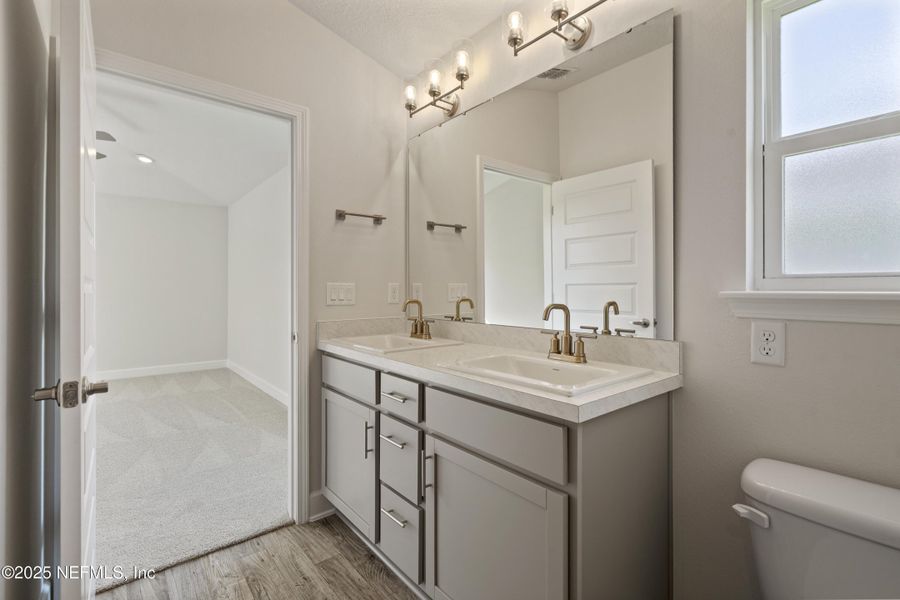 Furnished interior view inside a new home in Summerglen, Jacksonville (Image 5).