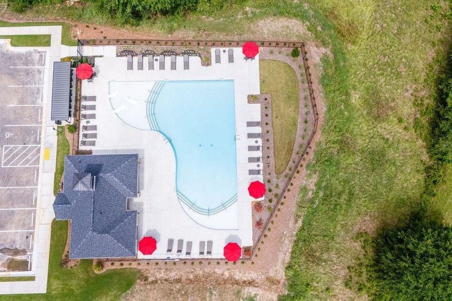 Community amenities in Windance Lake, Loganville (Image 6).