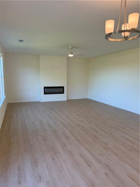Spacious, unfurnished interior of a new home in The Brooke at Rivertown, South Fulton (Image 10).