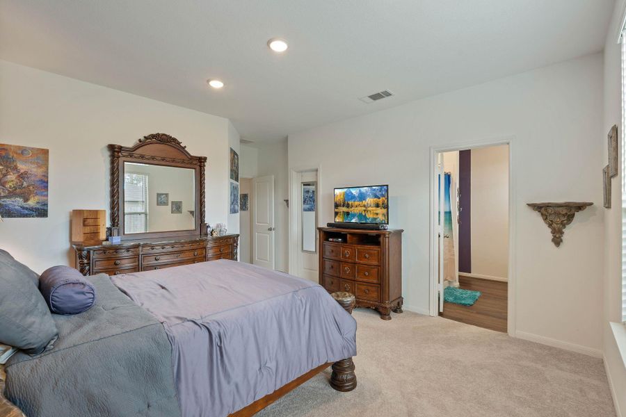 Furnished interior view inside a new home in The Pines At Seven Coves, Willis (Image 15). Furnished interior view inside a new home in The Pines At Seven Coves, Willis (Image 15).