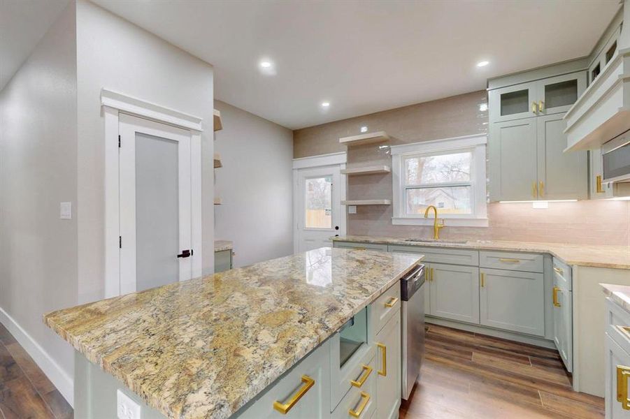 Furnished interior view inside a new home in , Corsicana (Image 13). Furnished interior view inside a new home in , Corsicana (Image 13).