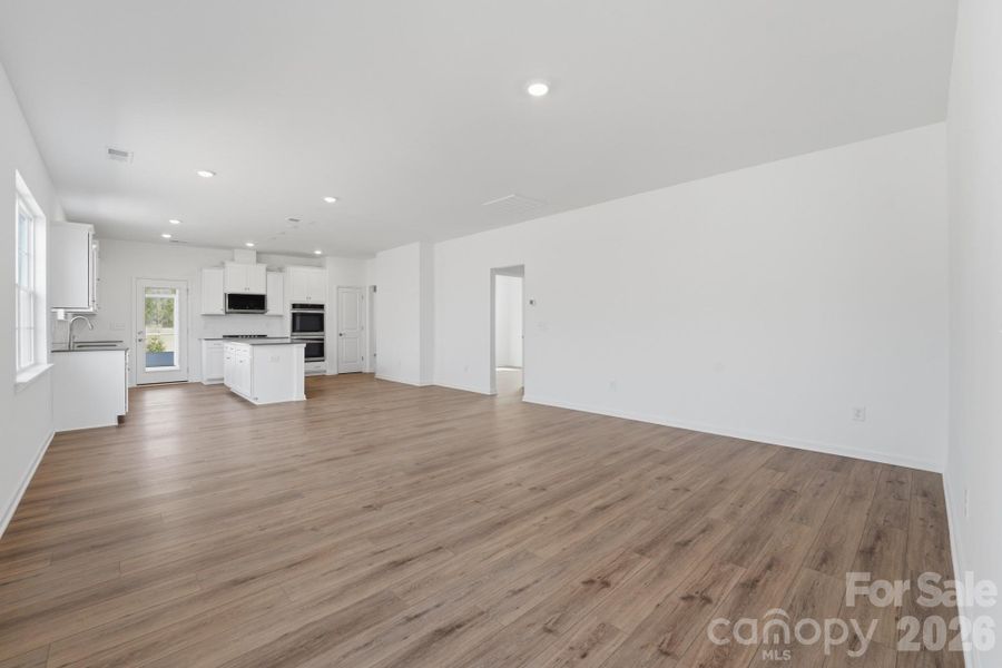 Spacious, unfurnished interior of a new home in Roselyn, Lancaster (Image 25).