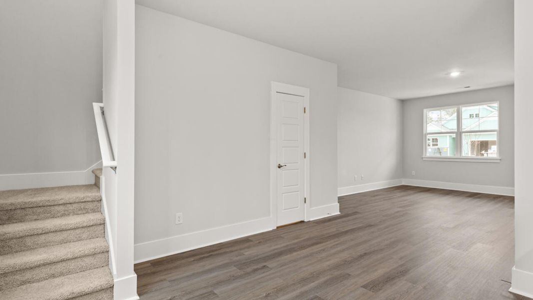 Spacious, unfurnished interior of a new home in Lockwood Landing, Supply (Image 19).