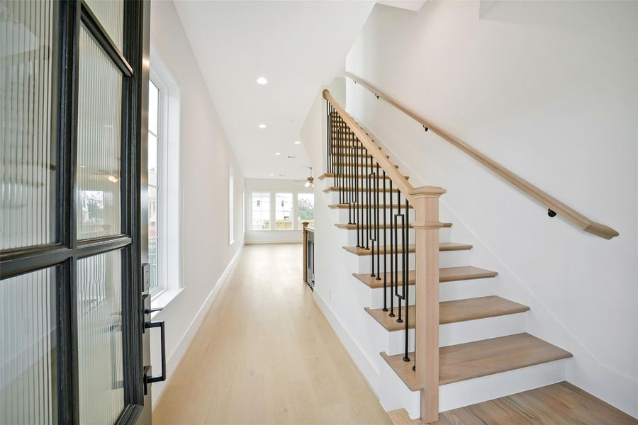 Spacious, unfurnished interior of a new home in Reserve in Memorial, Houston (Image 38). Spacious, unfurnished interior of a new home in Reserve in Memorial, Houston (Image 38).