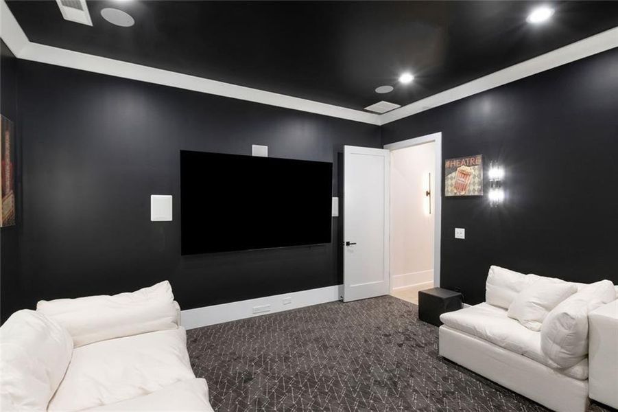 Furnished interior view inside a new home in , Roswell (Image 72).