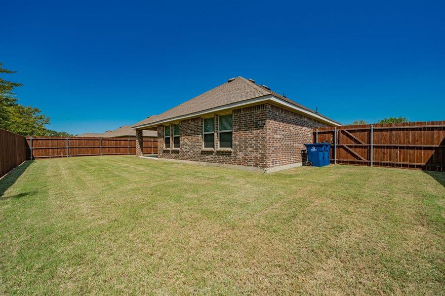 Front exterior of a new home in , Kaufman, TX, highlighting curb appeal (Image 1). Front exterior of a new home in , Kaufman, TX, highlighting curb appeal (Image 1).