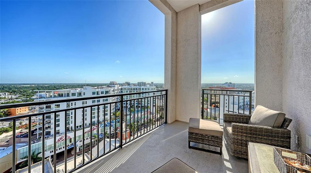 Exterior details and patio area of a home in , Sarasota (Image 3).