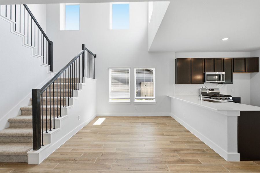 Furnished interior view inside a new home in Magnolia Springs, Montgomery (Image 6).