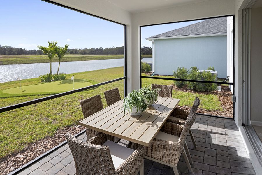Representative exterior details of a home built from the Woodruff by Mattamy Homes in Pasadena Ridge, Zephyrhills (Image 3).