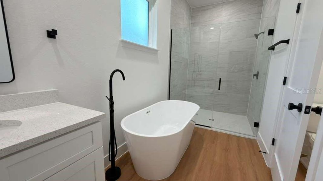 Furnished interior view inside a new home in , Citrus Springs (Image 37).