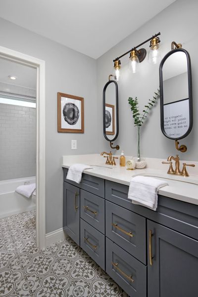 Representative furnished interior of a home built from the Clay by Fischer Homes in Veranda Manor, Canton (Image 31).