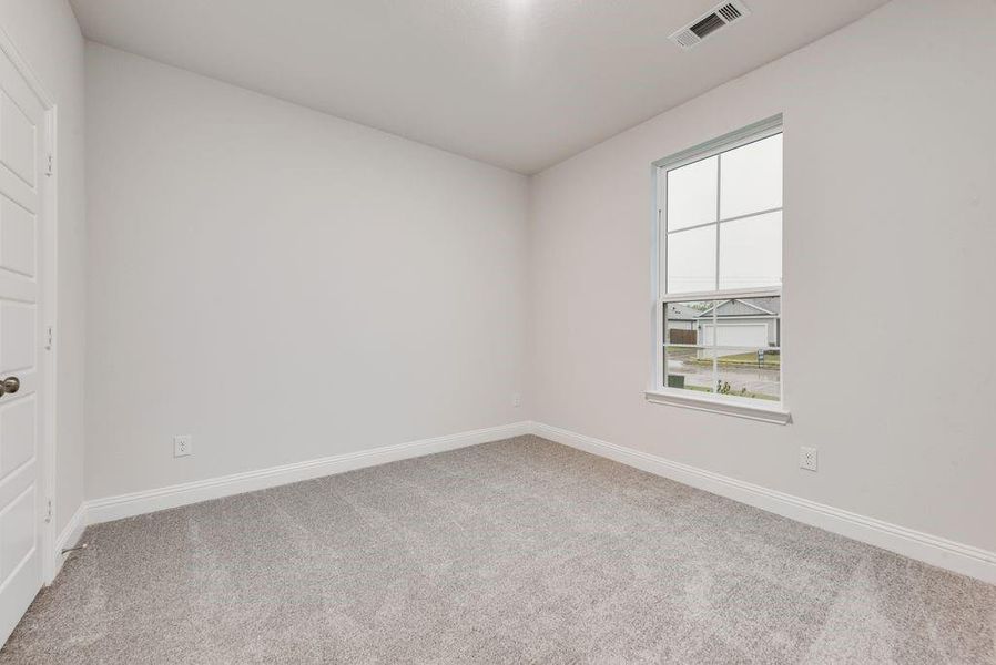 Spacious, unfurnished interior of a new home in Creekside of Crowley, Crowley (Image 28).