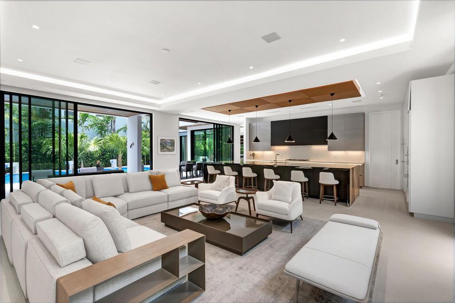 LG101281-MLS