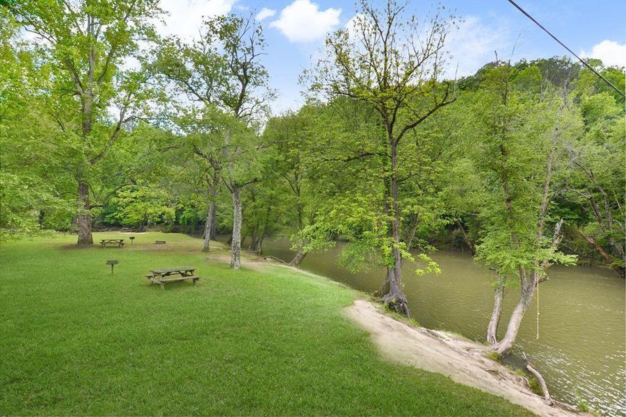 Natural landscape and outdoor views near in Ellijay (Image 45). Natural landscape and outdoor views near in Ellijay (Image 45).