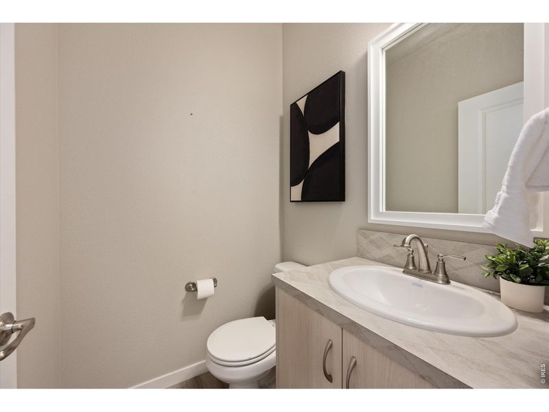 Furnished interior view inside a new home in Fickel Farm, Berthoud (Image 30).