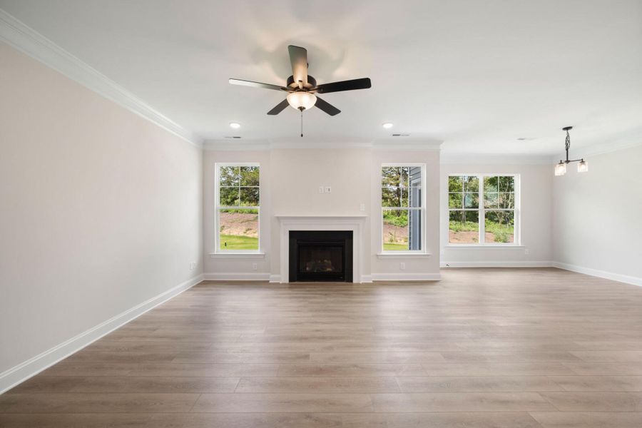 Spacious, unfurnished interior of a new home in Pisgah Park, Kernersville (Image 15).