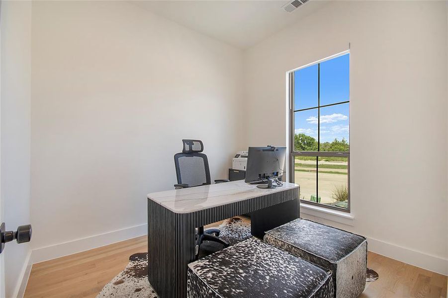 Furnished interior view inside a new home in , Heath (Image 23).