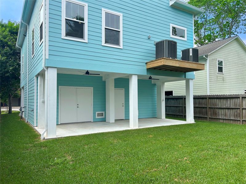 Exterior details and patio area of a home in , Clear Lake Shores (Image 19).