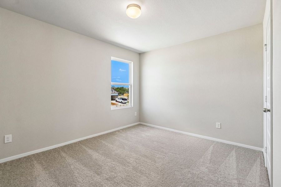 Spacious, unfurnished interior of a new home in Edgebrooke, Pflugerville (Image 22).