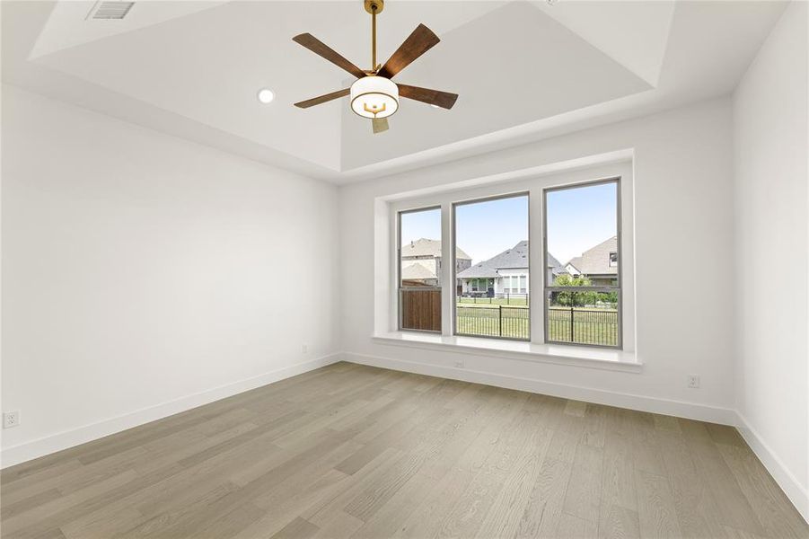 Spacious, unfurnished interior of a new home in Lakewood at Brookhollow – 60′, Prosper (Image 22). Spacious, unfurnished interior of a new home in Lakewood at Brookhollow – 60′, Prosper (Image 22).