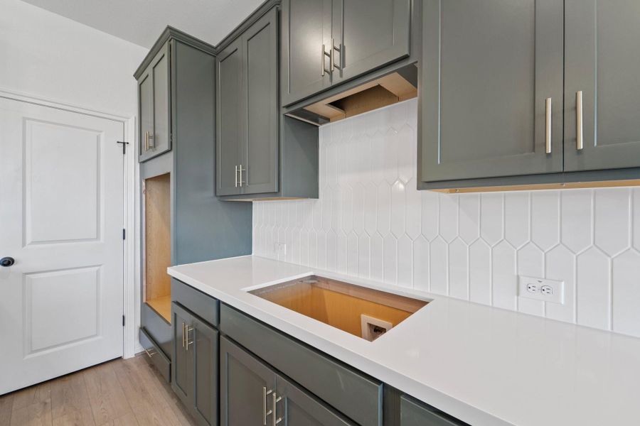 Sample product photo. Actual exterior and interior selections may vary by homesite. Photo may be virtually staged.