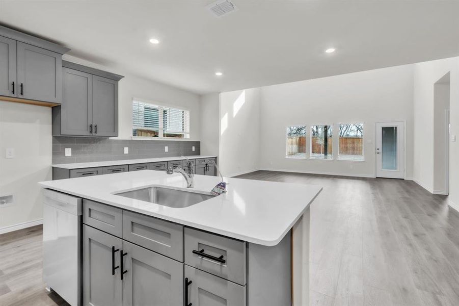 Furnished interior view inside a new home in The Landing at Hidden Lakes, McKinney (Image 18). Furnished interior view inside a new home in The Landing at Hidden Lakes, McKinney (Image 18).