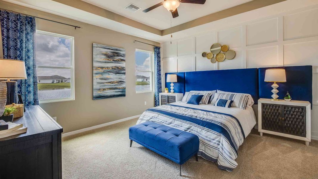 Furnished interior view inside a new home in Silverstone North, Palmetto (Image 9).