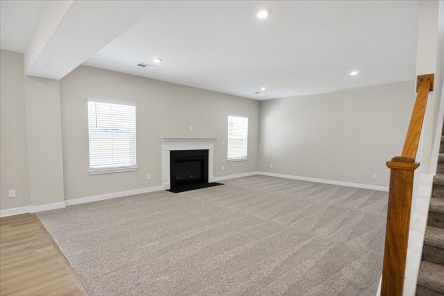 Spacious, unfurnished interior of a new home in Emory Park, Five Forks (Image 15).