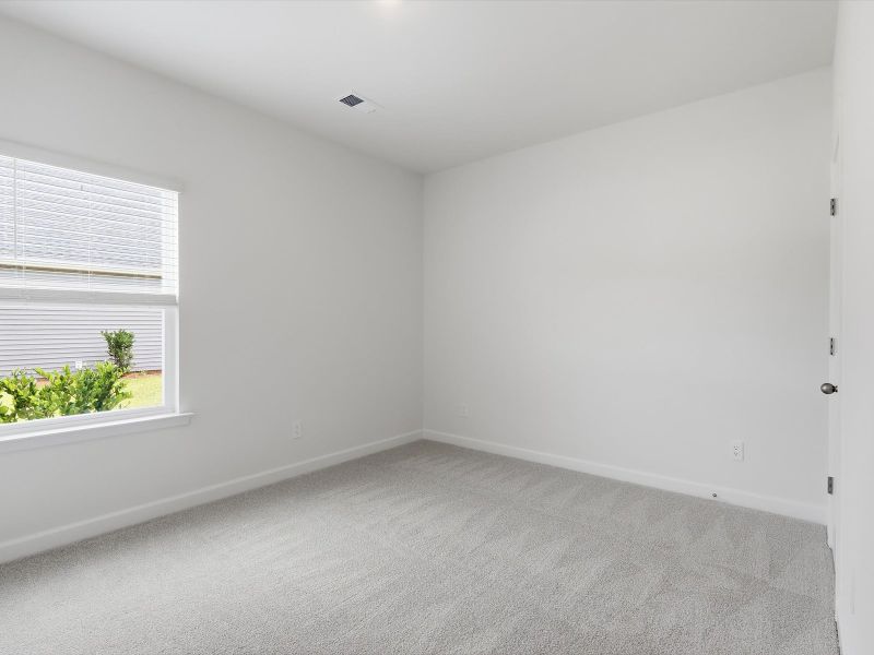 Spacious, unfurnished interior of a new home in Palmetto Place, Longs (Image 18).