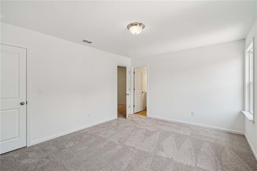 Spacious, unfurnished interior of a new home in , Locust Grove (Image 31).