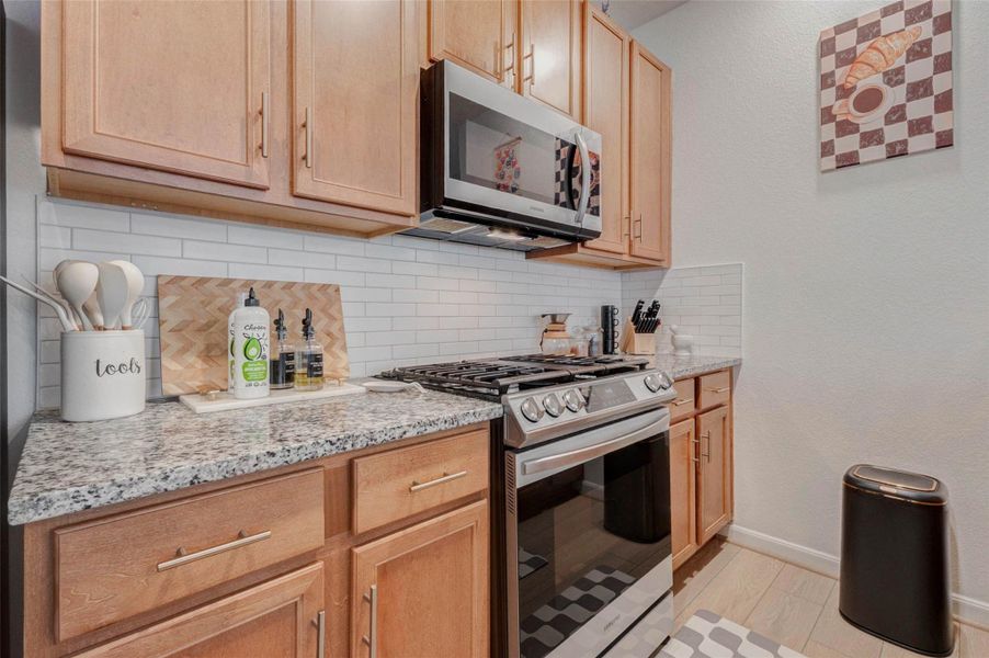 Furnished interior view inside a new home in , Katy (Image 13).