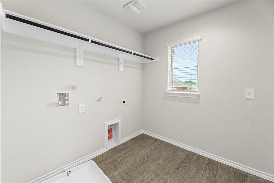 20. 1817 Hazer - Utility