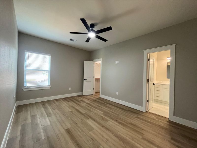 8006 Cora St third bathroom