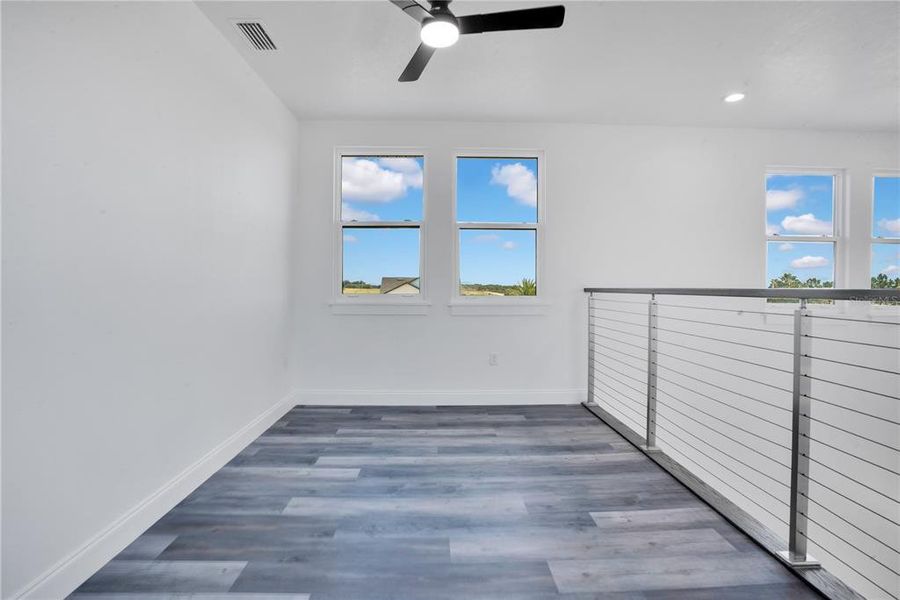 Spacious, unfurnished interior of a new home in , Lake Alfred (Image 35).