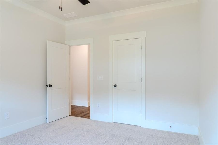 Spacious, unfurnished interior of a new home in Weslyn Park, Social Circle (Image 24).
