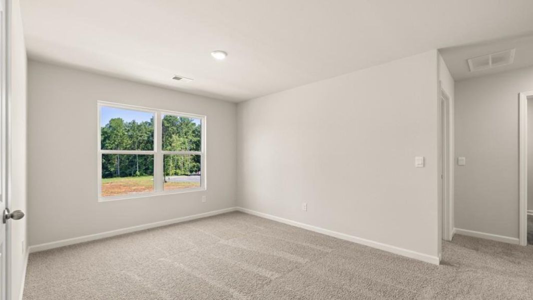 Spacious, unfurnished interior of a new home in Fairhaven, Lithia Springs (Image 20).