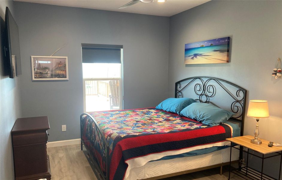 Master suite king bed with walk-in closet